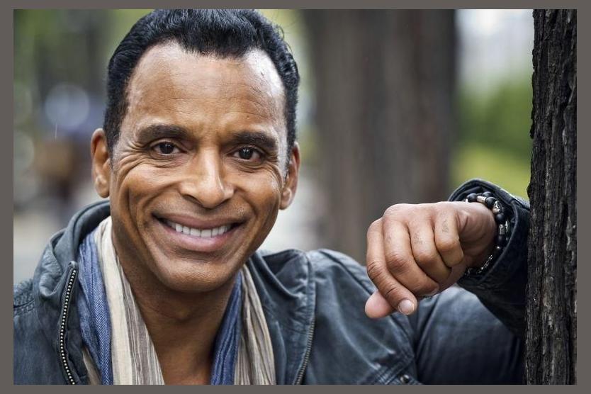 Jon Secada